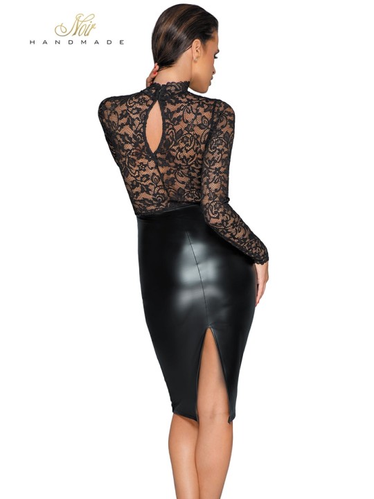 Robe wetlook et dentelle F228